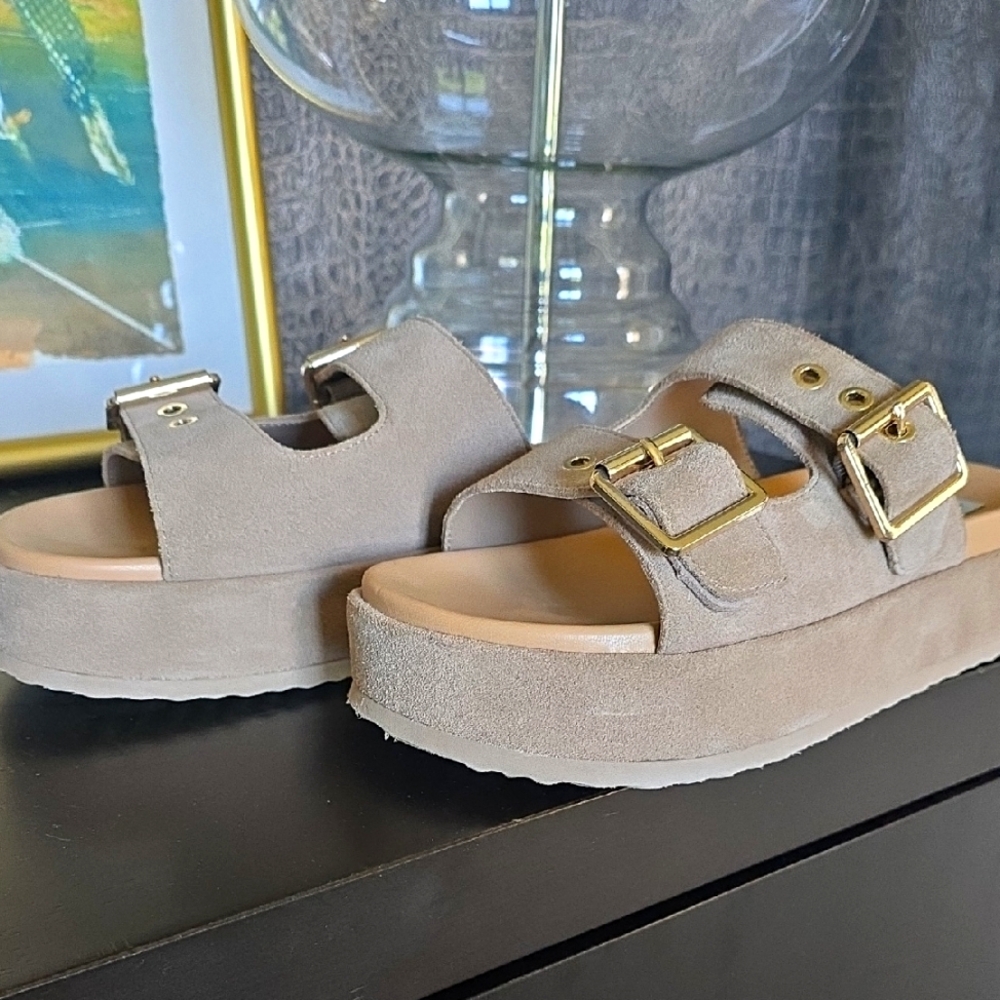 Steve Madden Taupe Suede Platform Sandals